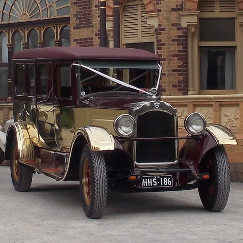 Vintage Fun Hire Cars - Sunshine Coast Guide 1