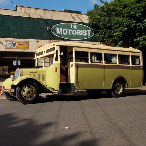 Vintage Fun Hire Cars - Sunshine Coast Guide 3
