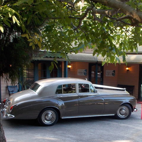 Vintage Fun Hire Cars - Sunshine Coast Guide 4