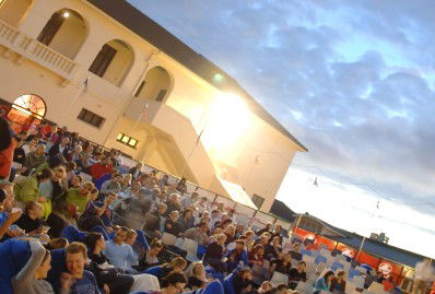 Bondi Openair Cinema - Sunshine Coast Guide 3