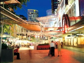 Queen Street Mall - Sunshine Coast Guide 0