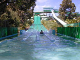 Kalamunda Wet 'n' Wild - Sunshine Coast Guide 1