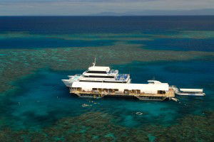 Sunlover Reef Cruises - Sunshine Coast Guide 2