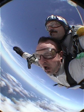 The Parachute School - Sunshine Coast Guide 2