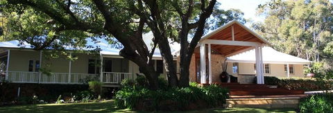Annasha Day Spa Retreat - Sunshine Coast Guide 2