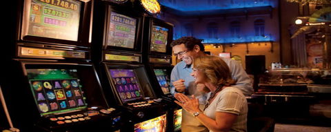 Treasury Hotel And Casino - Sunshine Coast Guide 5