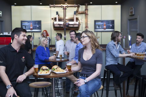 Carlton Brewhouse - Sunshine Coast Guide 6