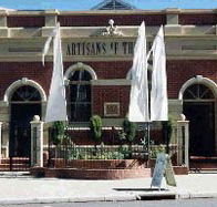 Kailis Australian Pearls - Sunshine Coast Guide