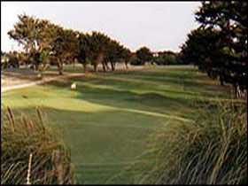 South Lakes Golf Club - Sunshine Coast Guide 0