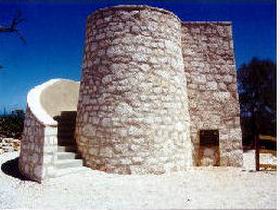 Beacon Hill Lookout - Sunshine Coast Guide 0