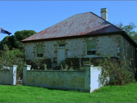 Hope Cottage Museum - Sunshine Coast Guide 0