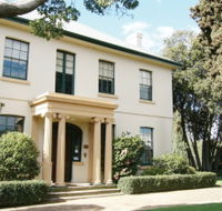 Franklin House - Sunshine Coast Guide