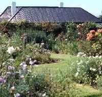 Rosedown Gardens - Sunshine Coast Guide