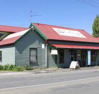 Stanley's Studio and Gallery - Fine Art and Craft - Sunshine Coast Guide