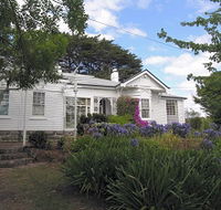 Home Hill - Sunshine Coast Guide