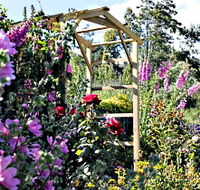 Thelma Retreat Garden and Teahouse - Sunshine Coast Guide