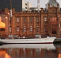 May Queen - Sunshine Coast Guide