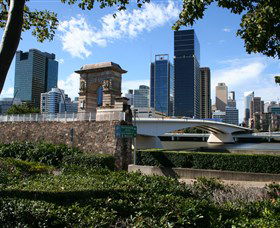 Former Victoria Bridge Abutment (Memorial) - Sunshine Coast Guide 0