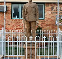 Soldier Statue Memorial Chinchilla - Sunshine Coast Guide