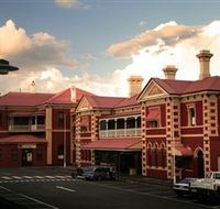 Historic Walk Through Mort Estate - Sunshine Coast Guide