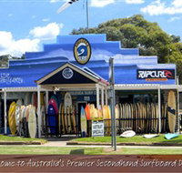 Anglesea Surf Centre - Sunshine Coast Guide