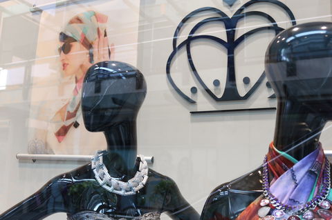 The Maharani Collection - Sunshine Coast Guide 4