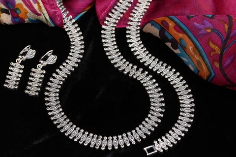 The Maharani Collection - Sunshine Coast Guide 7