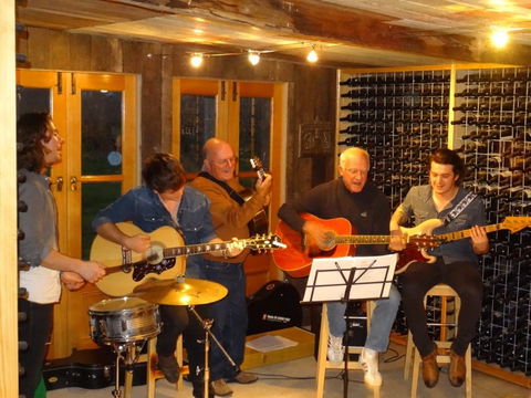 Munari Wines - Sunshine Coast Guide 3