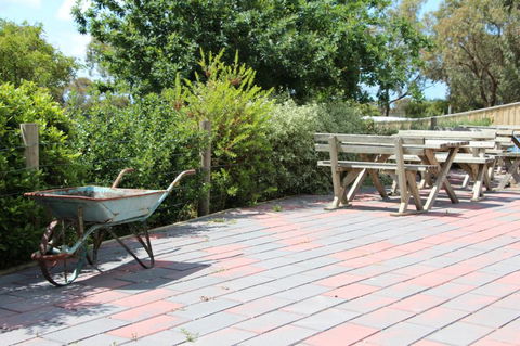 Tuckerberry Hill - Sunshine Coast Guide 8