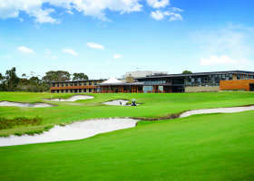 Peninsula Kingswood Country Golf Club - Sunshine Coast Guide 0