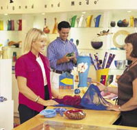 Shopping in The Rocks - Sunshine Coast Guide