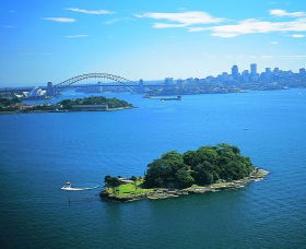 Clark Island - Sunshine Coast Guide 0