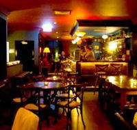 The Hazy Rose - Sunshine Coast Guide