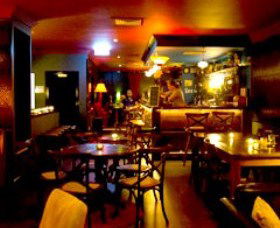 The Hazy Rose - Sunshine Coast Guide 0