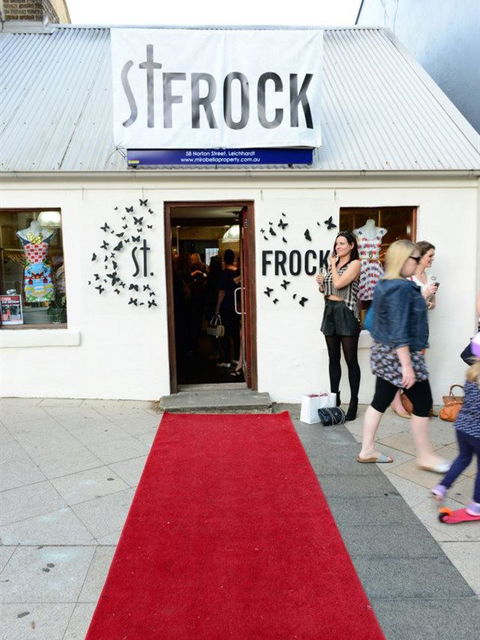 St Frock - Sunshine Coast Guide 0