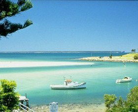 Make Your Mark Art Supplies And Studio Gallery - Sunshine Coast Guide 0