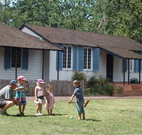 La Trobe's Cottage - Sunshine Coast Guide