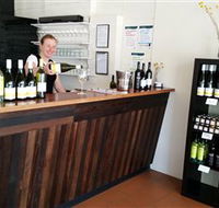 Billy Button Wines - Sunshine Coast Guide