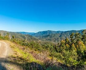 Lobs Hole Ravine 4WD Trail - Sunshine Coast Guide 3