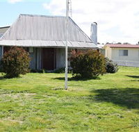 Pye Cottage - Sunshine Coast Guide