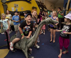 National Dinosaur Museum - Sunshine Coast Guide 0