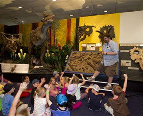 National Dinosaur Museum - Sunshine Coast Guide 1