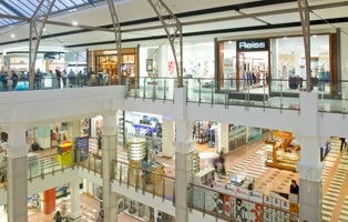 Broadway Shopping Centre - Sunshine Coast Guide 1