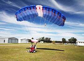Skydive Maitland - Sunshine Coast Guide 5