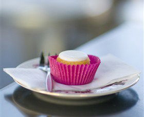 Ampersand CafÃ© Bookstore Paddington - Sunshine Coast Guide 3