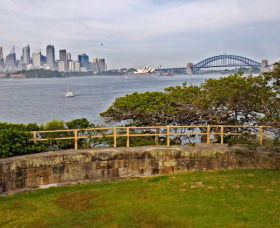 Sydney Harbour National Park - Bradleys Head - Sunshine Coast Guide 1