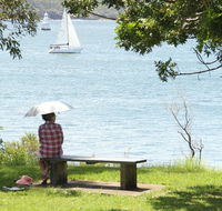 Bottle and Glass Point - Sunshine Coast Guide