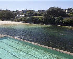 Clovelly Beach - Sunshine Coast Guide 0
