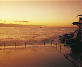 Coogee Beach - Sunshine Coast Guide 0