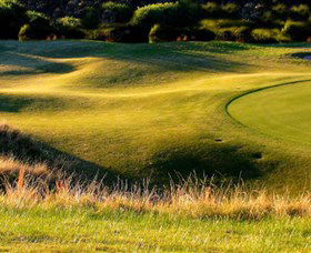 Bonnie Doon Golf Course - Sunshine Coast Guide 2
